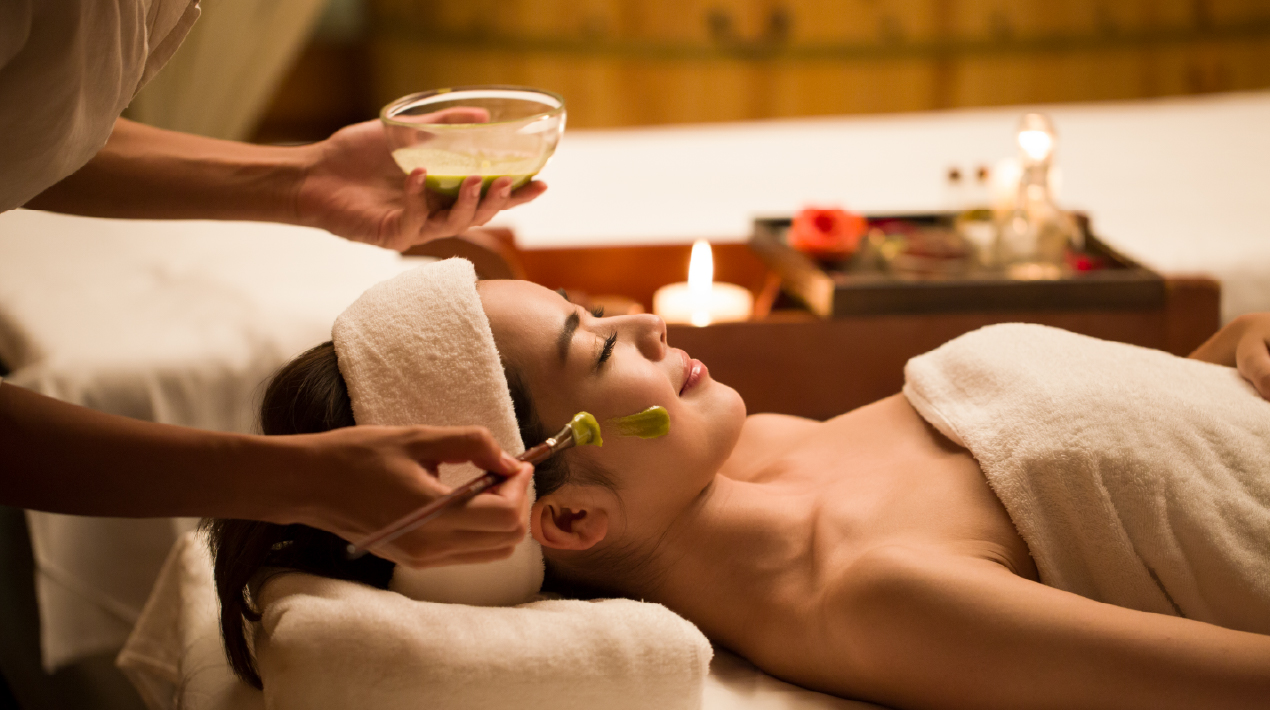 Masseuse To Melt Stress